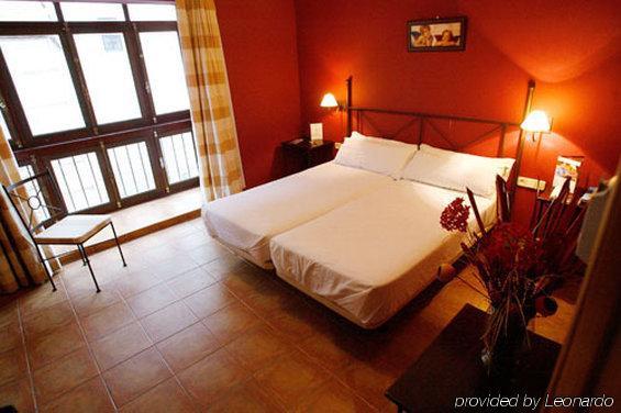 Imperial Hotel 3*